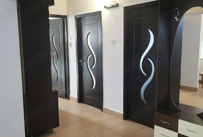 Apartament cu 4 camere decomandat, mobilat în Central - 2