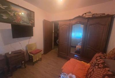 Apartament cu trei camere  Et 1  Fagaras - 12