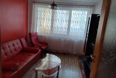 Inchiriez apartament 2 camere - 1