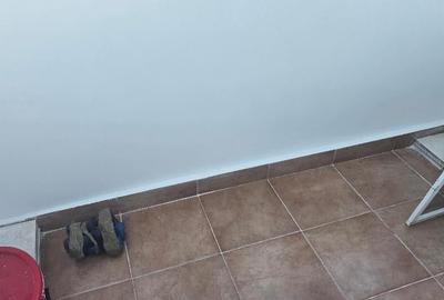 Vand apartament 3 camere in Deva, zona Scarisoara (Astoria), etaj 3, - 2