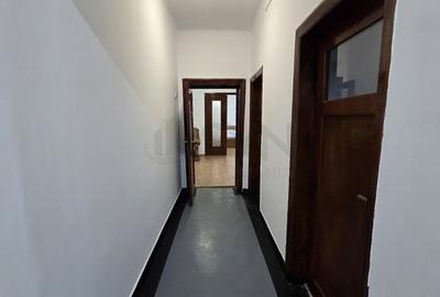 Apartament cu 3 camere semidecomandat în Unirii - 2