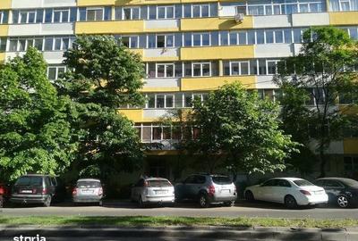 Apartament cu 2 camere semidecomandat în Vatra Luminoasă