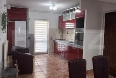 Apartament cu 3 camere decomandat, mobilat în Central