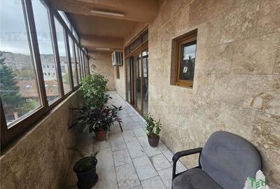 Vila spatioasa 670mp utili in zona Gorjului-Uverturii - 11