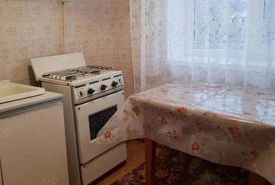 Garsonieră decomandată în Vitan