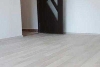 Apartament cu 3 camere decomandat în Dârste - 2