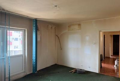 Apartament cu 2 camere decomandat în Olteniței - 1