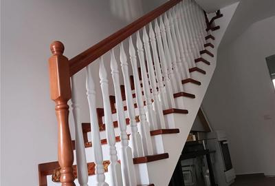 Casă cu 4 camere în Rădăuți - 5