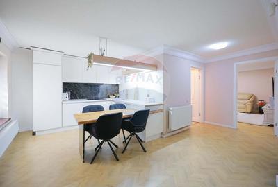 De vanzare Casa cu 4 camere, singur in curte, Ultracentral. - 2