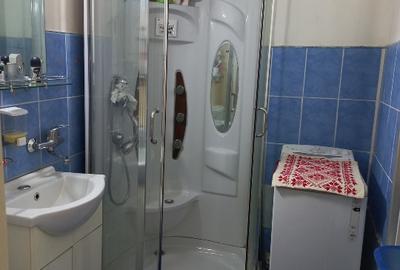 Vând apartament 3 camere decomandat - 8