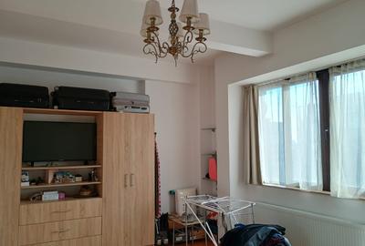 Magheru 2 camere spatios si renovat, mobilat elegant. - 13