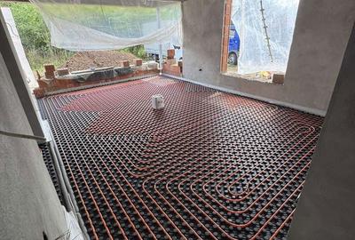 Casă cu 6 camere cu Teren 700 Mp în Breaza - 9