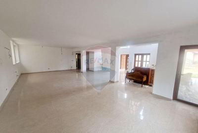 Casa Zona Linistita - 2