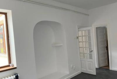 Casă cu 3 camere cu Teren 115 Mp în 13 Septembrie - 2