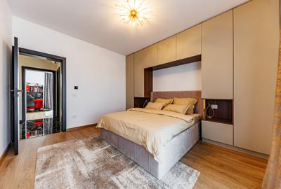 Casă individuală cu 7 camere cu Canalizare în Girocului - 36