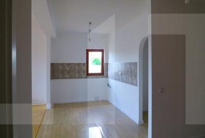 Casa eleganta 4 camere - Comuna Berceni - 10