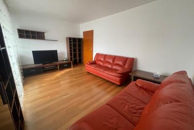 Apartament cu 2 camere decomandat, mobilat în Polonă - 3