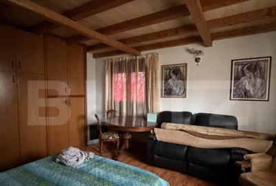 Casă cu 3 camere cu Teren 1644 Mp în Central - 8