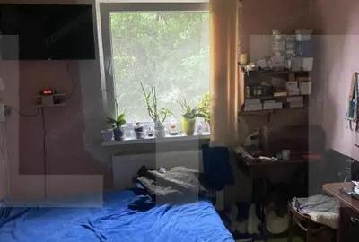 Apartament cu 4 camere semidecomandat în Simeria - 4