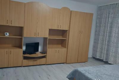 Garsonieră decomandată în Frații Golești - 2