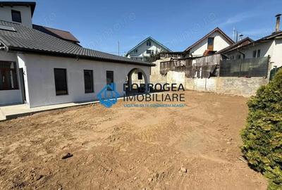 ZONA CENTRALA-CASA 3 DORMITOARE, DE INCHIRIAT, IDEALA MUNCITORI - 1
