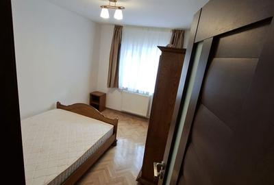 Apartament cu 3 camere decomandat în Eremia - 13