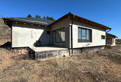 Casă individuală cu 4 camere cu Canalizare în Suceagu - 4