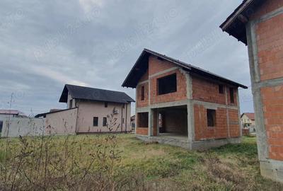 Vand casa la ro?u Proiect P+M 167mp,teren 504 mp - 4