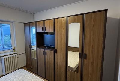 Apartament cu 3 camere decomandat în Drumul Găzarului - 4