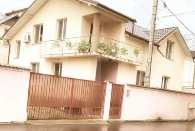 Casă cu 4 camere cu Teren 209 Mp în Micro 2 - 4