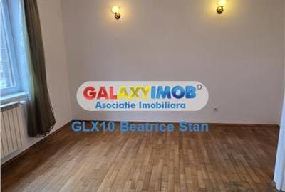 Casă cu 6 camere cu Canalizare în Central - 14