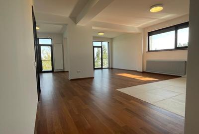 Penthouse de lux cu vedere spectaculoasa pe Lacul Grivita - 2