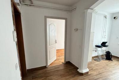 Apartament 2 camere, 55 mp , zona centrala etaj 2 - 8