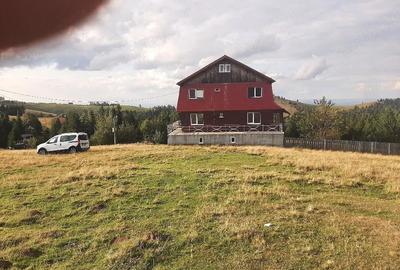 Casă cu Teren 2000 Mp în Paltin - 1
