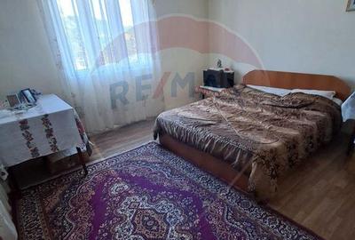 Casa / Vila cu 4 camere de vanzare in zona Central in... - 2