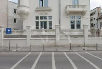Casă cu 18 camere cu Teren 684 Mp în Centrul Istoric - 6