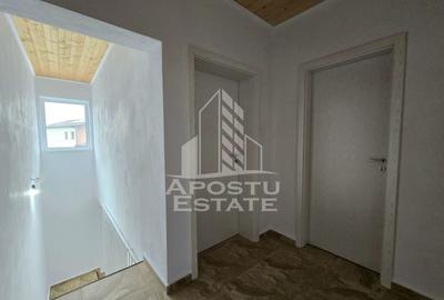 Duplex cu 4 camere cu Canalizare în Bucovăț (Remetea Mare) - 8