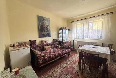 Casa cu gradina - anexe si dublu front stradal zona Iosia - Oradea - 2