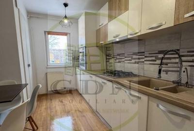 Inchiriere apartament 3 camere Brasov - 2