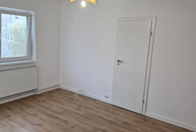 Apartament cu 2 camere nedecomandat în Central