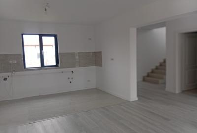 Vila P+M moderna, 5 camere  cu centrala pe gaz- Ciorogarla - 9