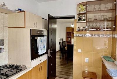 Casă cu 4 camere în Vlădești - 10