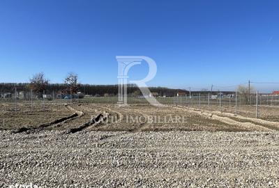 Teren de 543 mp, în Nojorid