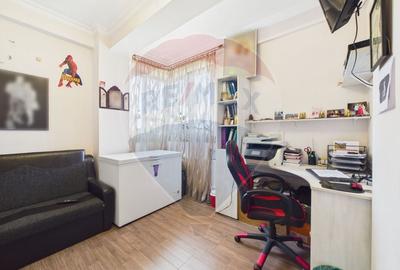 Apartament cu 3 camere decomandat, mobilat în Dămăroaia - 8