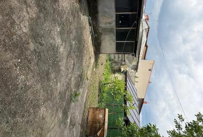 Casă cu 4 camere cu Teren 435 Mp în Central