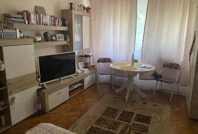 De vanzare Apartament 2 camere, 42 mp, etaj 3 4, zona ?agului Proprietar - 4