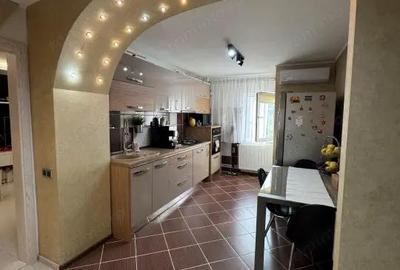 Apartament cu 3 camere decomandat, mobilat în Nord - 2