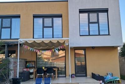 Duplex cu 4 camere cu Canalizare în Dumbrăvița - 14