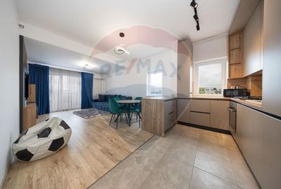 Apartament cu 2 camere semidecomandat în Tractorul - 4