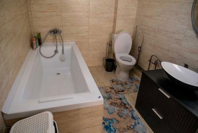 Casă cu 4 camere cu Teren 290 Mp în Central - 4